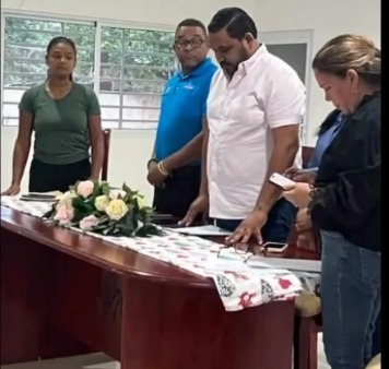 📍El distrito de Ámina comprometida con la comunidad ✨